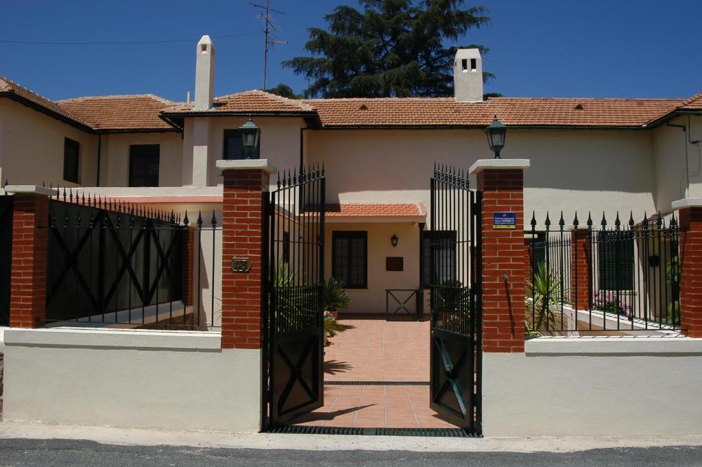Riotinto Victorian House Minas de Ríotinto Exterior photo